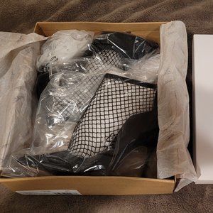 Jessica Simpson Wicasa Black heels